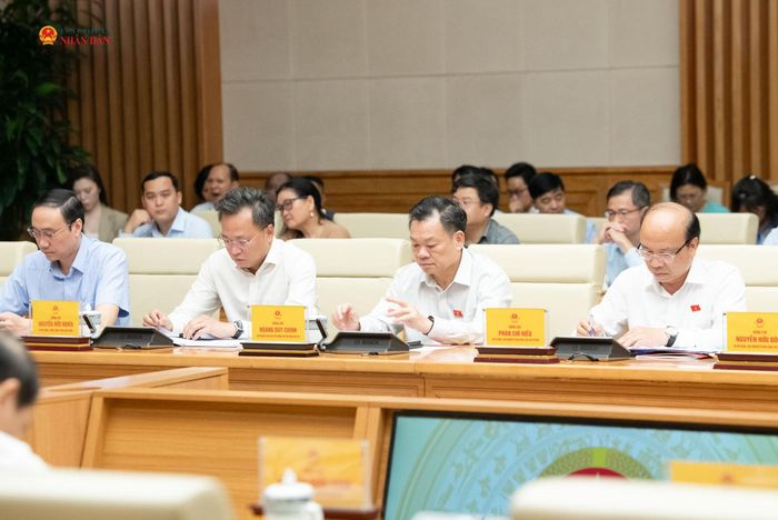 Các đại biểu dự hội nghị