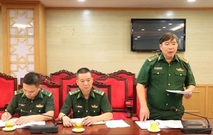 Lãnh đạo Ban Chỉ huy BĐBP tỉnh Sơn La phát biểu.
