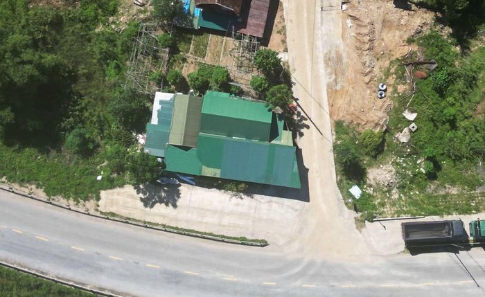 Công an xã Lam Thành, chính quyền địa phương và ngành chức năng đã vào cuộc nhưng vẫn không tìm ra được phương án xử lý.