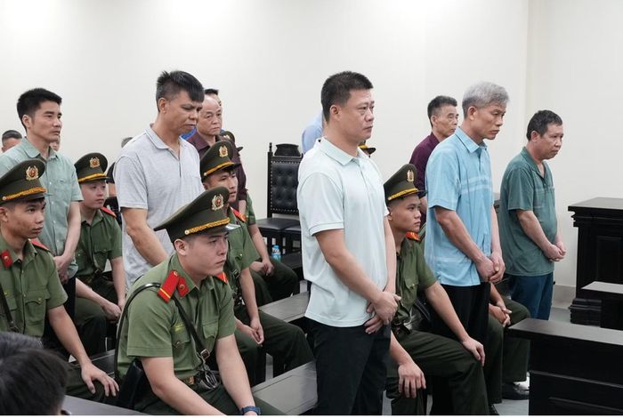Các bị cáo tại phiên tòa.