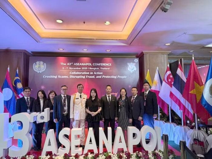 Đoàn đại biểu lực lượng Cảnh sát Bộ Công an Việt Nam tham dự Hội nghị Tư lệnh Cảnh sát các nước ASEAN lần thứ 43 (ASEANAPOL 43) tại Bangkok, Thái Lan, tháng 11/2025.