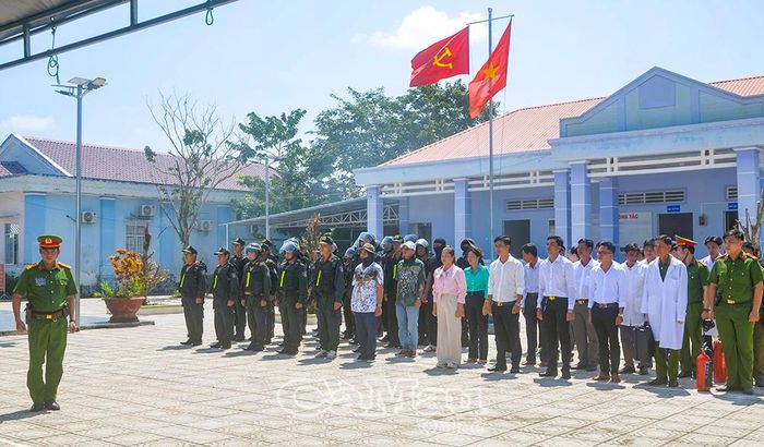 Các lực lượng tham gia diễn tập thực binh xử lý tình huống A2.