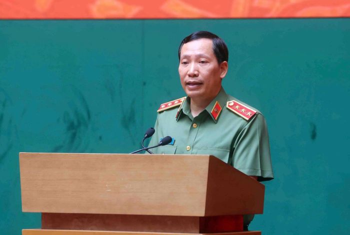 Thứ trưởng Lê Văn Tuyến phát biểu tại Hội nghị.