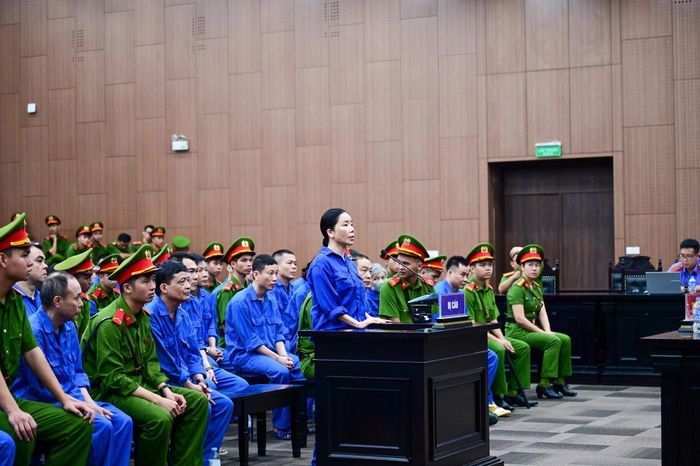 Bị cáo Nguyễn Thị Mai Anh tại toà.