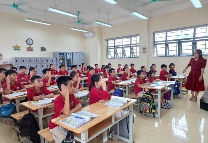 Trường liên cấp Tiểu học và THCS Mỹ Đức được đầu tư xây dựng khang trang. Ảnh: Biên Phạm