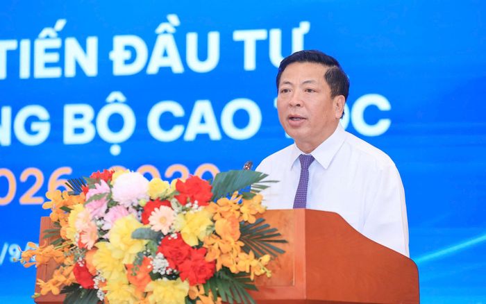 Bộ trưởng Bộ Xây dựng Trần Hồng Minh phát biểu bế mạc hội nghị. Ảnh: Tạ Hải