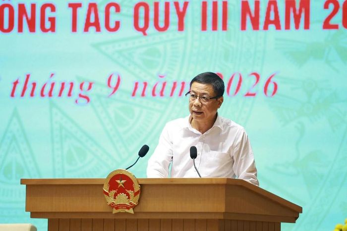 Thứ trưởng Bộ Khoa học và Công nghệ Lê Xuân Định trình bày tham luận về triển khai nhiệm vụ khoa học, công nghệ và đổi mới sáng tạo phát triển công nghệ chiến lược ngày 28-9. Ảnh: PV