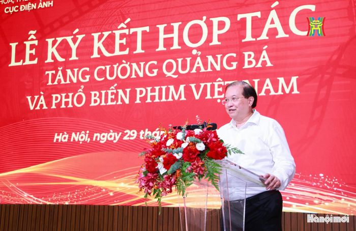 Thứ trưởng Bộ Văn hóa, Thể thao và Du lịch Tạ Quang Đông phát biểu tại lễ ký kết. Ảnh: BTC