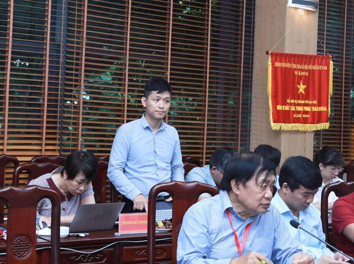 Trưởng phòng Cải cách hành chính (Sở Nội vụ Hà Nội) Lưu Kiếm Anh chia sẻ ý kiến. Ảnh: PV