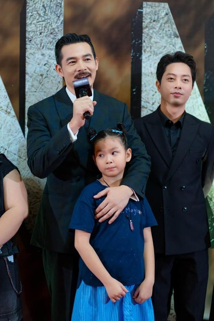 Quách Ngọc Ngoan và con gái.