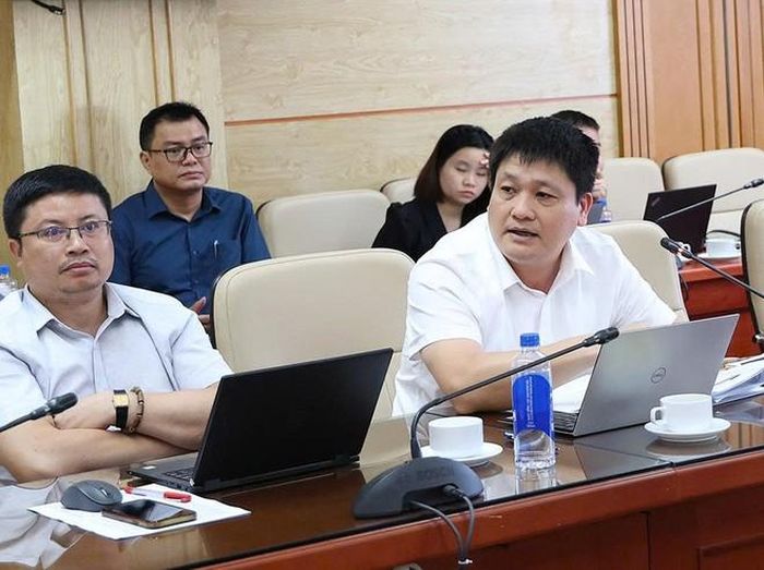 Đại diện lãnh đạo các Vụ, Cục phát biêu, báo cáo làm rõ thêm nội dung đơn vị phụ trách. Ảnh: Trần Minh