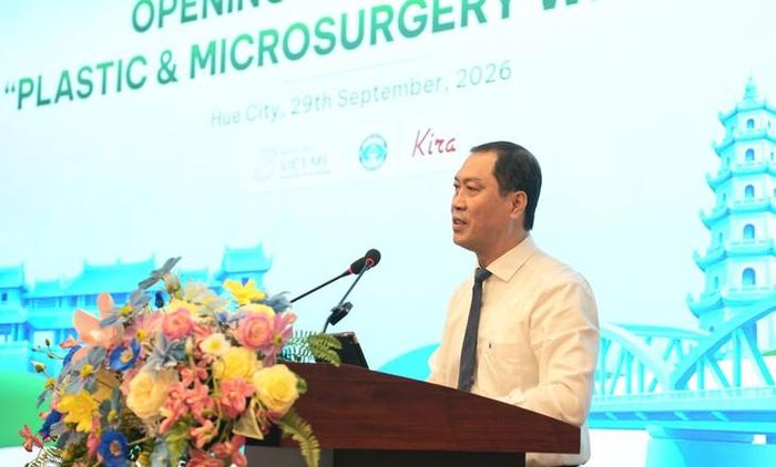 PGS.TS Trần Kiêm Hảo, Giám đốc Sở Y tế TP Huế phát biểu tại buổi lễ. Ảnh: PV.