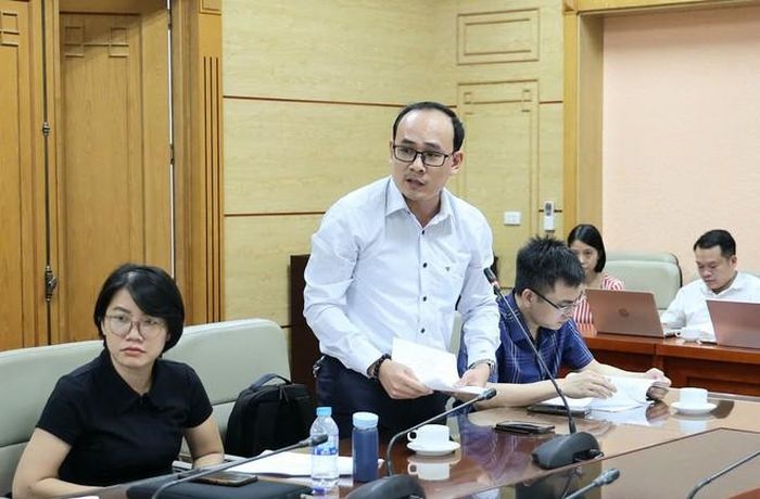 Các đại biểu phát biểu. Ảnh: Trần Minh
