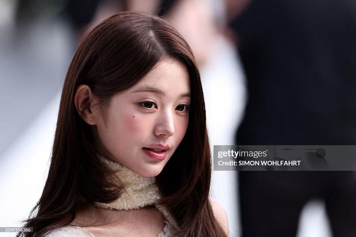 Cận cảnh layout trang điểm của Wonyoung qua ống kính của hung thần Getty Images.