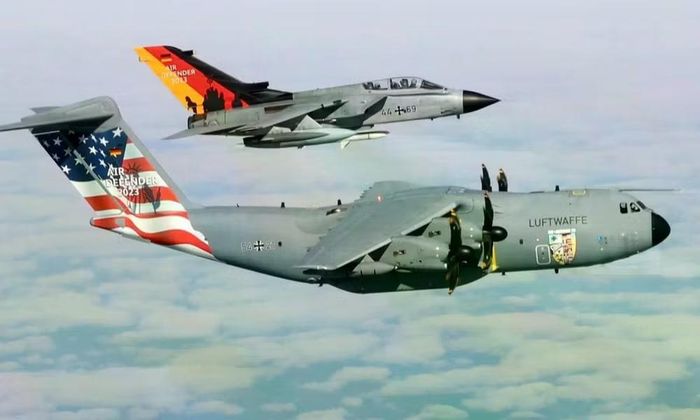 Trước đó Tình báo Mỹ đã cảnh báo Nga có thể thử thách quyết tâm của NATO bằng cách tấn công một thành viên của liên minh trong vài năm tới, họ xem xét nhiều kịch bản khác nhau, từ tấn công mạng đến xâm phạm trên bộ quy mô nhỏ.