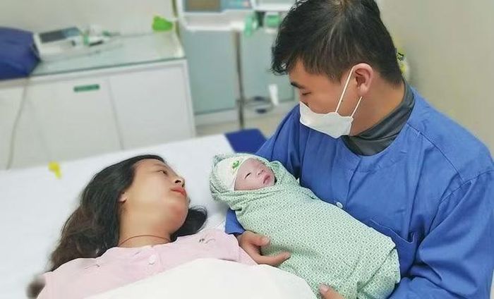 Trẻ sinh ra tại Bệnh viện Phụ sản Hà Nội (Ảnh minh họa)