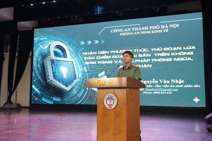 Trung tá, Tiến sĩ Nguyễn Văn Nhật – Giảng viên Học viện An ninh nhân dân chia sẻ chuyên đề “Thực trạng tội phạm lừa đảo trên không gian mạng và các phương thức, thủ đoạn mới”