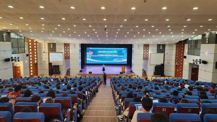Toàn cảnh buổi tuyên truyền