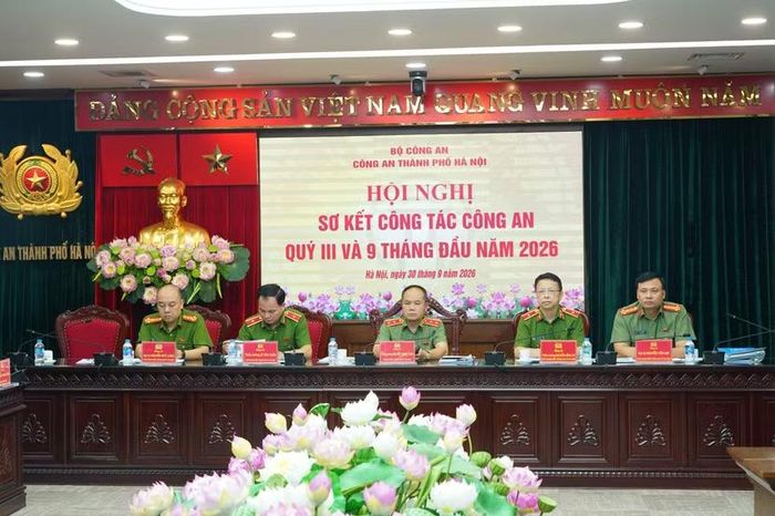 Các đồng chí trong Ban Giám đốc dự Hội nghị