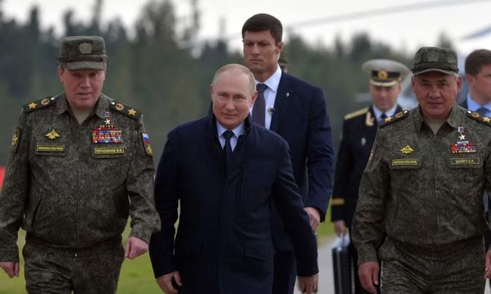 Việc Nga liên tục điều chỉnh biên chế trong năm 2026 cho thấy Moscow đang mở rộng quy mô nhân lực được phép duy trì trong lực lượng vũ trang.