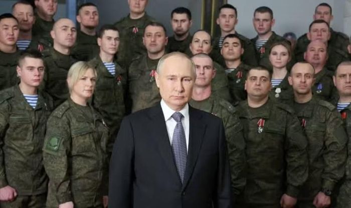 Năm 2023, một sắc lệnh khác bổ sung 170.000 người. Sau khi xung đột với Ukraine bùng phát, các đợt tăng lớn cũng được thực hiện vào năm 2022 và 2023.