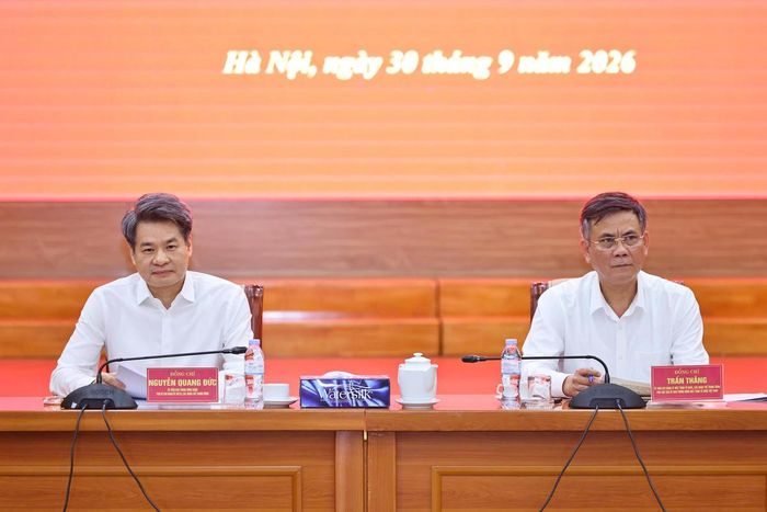 Phó Bí thư Đảng ủy MTTQ, các đoàn thể Trung ương Nguyễn Quang Đức và Phó Chủ tịch Ủy ban Trung ương MTTQ Việt Nam Trần Thắng chủ trì Hội thảo.