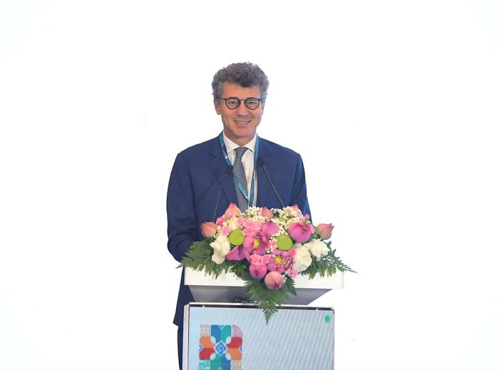 Ông Jonathan Wallace Baker - Trưởng Đại diện UNESCO tại Việt Nam phát biểu tại lễ bế mạc.