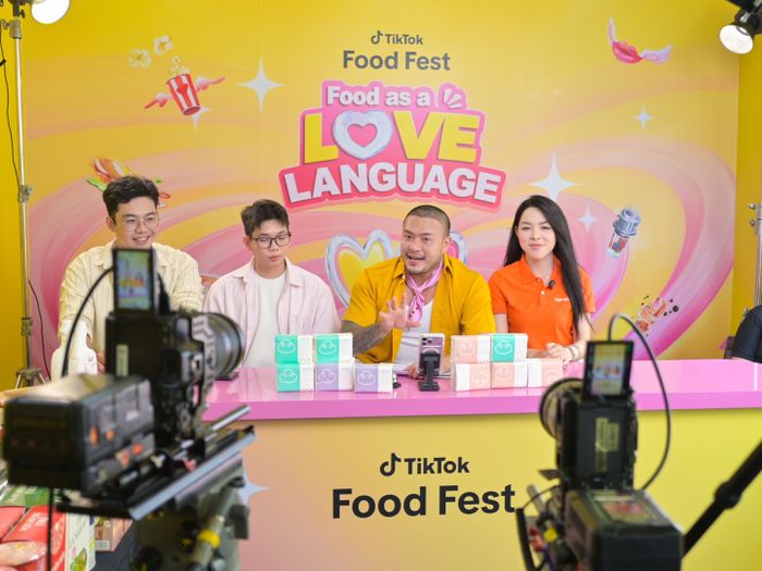  Phiên Mega LIVE kéo dài 12 giờ ngày 25/9, đạt tới 20 triệu lượt tiếp cận. Ảnh: TikTok. 