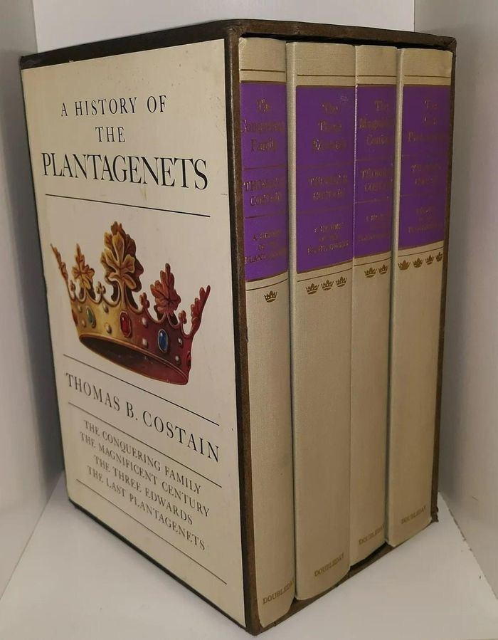  Bộ The Plantagenets. Ảnh: Ebornbooks. 