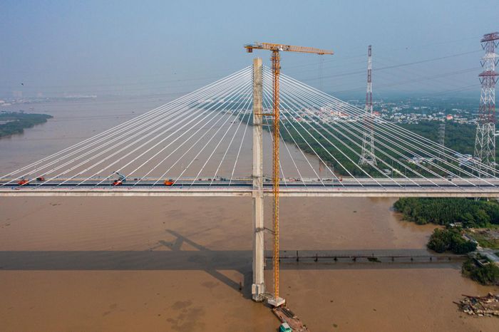 Diện mạo cao tốc Bến Lức - Long Thành trước thời điểm thông xe toàn tuyến. Ảnh: Quỳnh Danh.