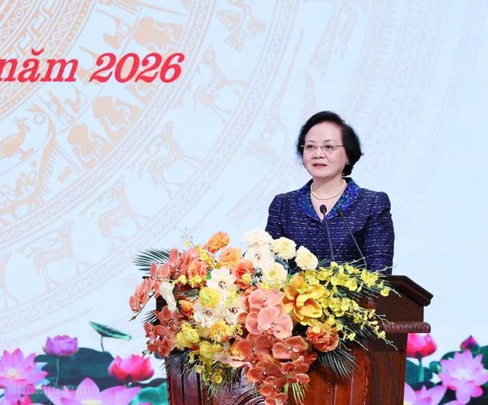 Phó Thủ tướng Phạm Thị Thanh Trà cùng các đại biểu Quốc hội tỉnh Lào Cai tiếp xúc cử tri. Ảnh: chinhphu.vn