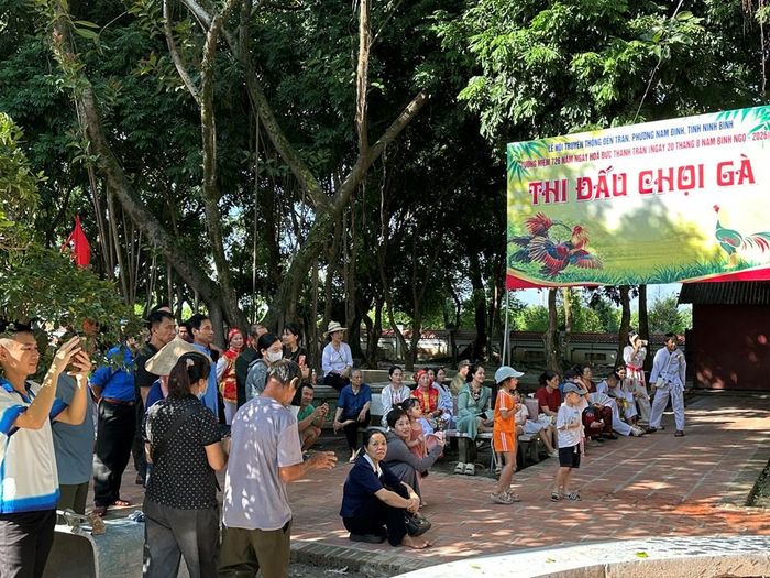 Lễ hội truyền thống đền Trần 2026 đã và đang thu hút rất đông sự quan tâm của nhân dân cũng như du khách thập phương