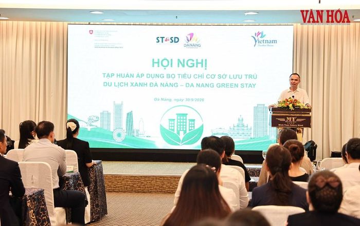 Ông Phạm Văn Lương - Giám đốc Quốc gia Helvetas Việt Nam, cố vấn Dự án ST4SD phát biểu tại hội nghị