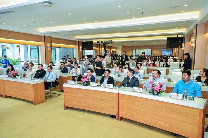Các đại biểu tham dự Lễ phát động