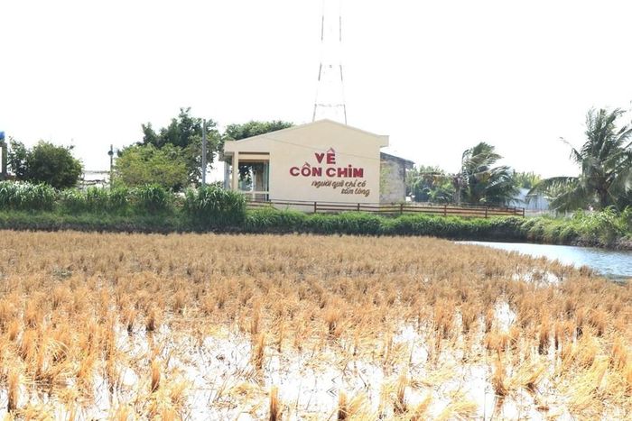 Người dân ở Cồn Chim, xã Hòa Minh, tỉnh Vĩnh Long sản xuất dựa vào thiên nhiên, kết hợp với làm du lịch cộng đồng, tạo sinh kế bền vững, thích ứng với biến đổi khí hậu