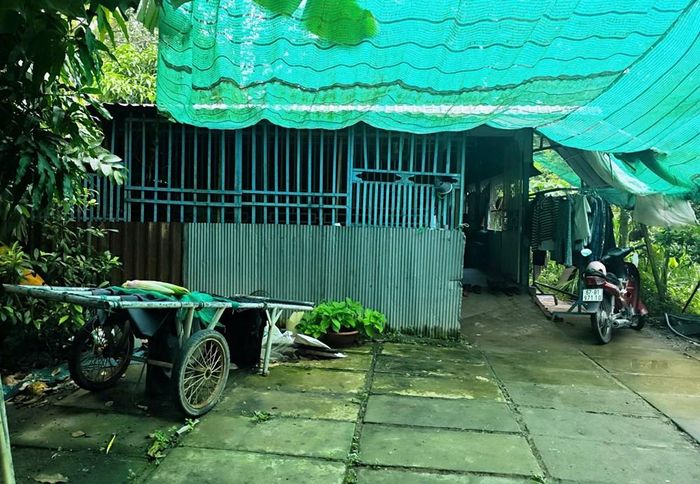 Căn nhà của em Nguyễn Thị Kim Anh, ngụ ấp Mỹ An 2, xã Mỹ Hòa Hưng