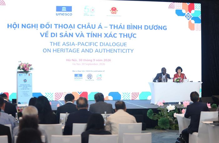 Hội nghị không chỉ đánh dấu mốc 50 năm hợp tác bền chặt giữa Việt Nam và UNESCO, mà còn ghi dấu ấn: Thông qua Văn kiện Hà Nội (Ha Noi Outcome Document). Ảnh: BTC