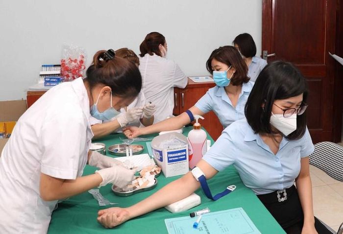 Bộ Y tế hướng dẫn không để người dân khám, xét nghiệm lại để phục vụ cập nhật dữ liệu Sổ sức khỏe điện tử