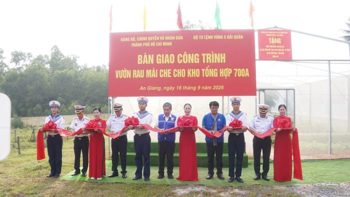 Thành phố Hồ Chí Minh dành kinh phí cho công trình phục vụ huấn luyện, sẵn sàng chiến đấu và sinh hoạt tại Vùng 5 Hải quân.