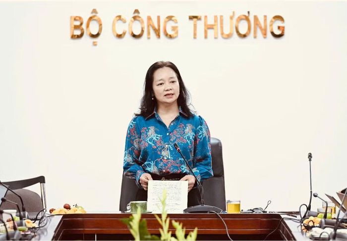 Cục trưởng Cục Khoa học, Công nghệ và Chuyển đổi số Nguyễn Thị Lâm Giang phát biểu chỉ đạo tại buổi tập huấn. (Ảnh: Trần Hải)