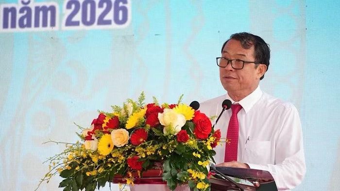 Phó Chủ tịch Ủy ban nhân dân thành phố Cần Thơ Nguyễn Văn Khởi phát biểu tại lễ khởi công. (Ảnh: HOÀNG SƠN)