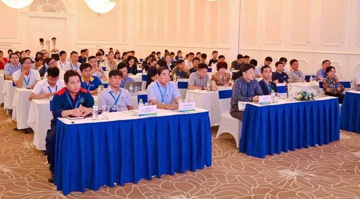 Hội thảo “Tiết kiệm năng lượng trong công nghiệp: Từ chính sách đến hành động thực tiễn”. (Ảnh: Bộ Công thương)