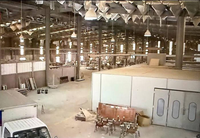  Diện tích lớn, hàng hóa nhiều, nếu xảy ra cháy nổ tại các kho xưởng, sẽ để lại thiệt hại không nhỏ. (Ảnh: HÀ NHUNG) 