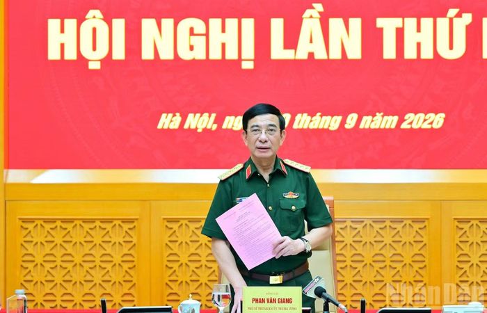 Đại tướng Phan Văn Giang phát biểu tại hội nghị.
