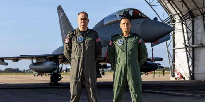  Phi công Thổ Nhĩ Kỳ huấn luyện máy bay chiến đấu Eurofighter Typhoon tại Anh. Ảnh: RAF