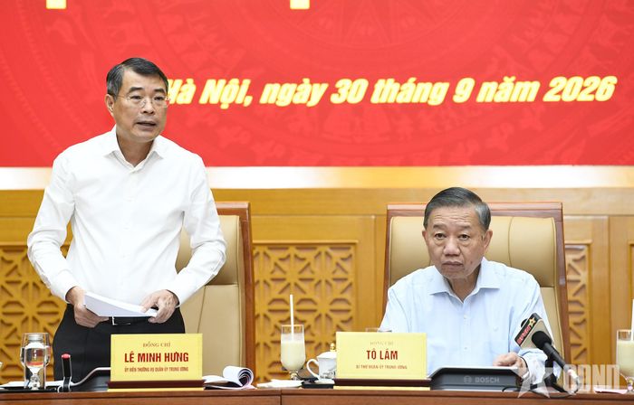 Thủ tướng Chính phủ Lê Minh Hưng phát biểu tại hội nghị. Ảnh: TUẤN HUY 