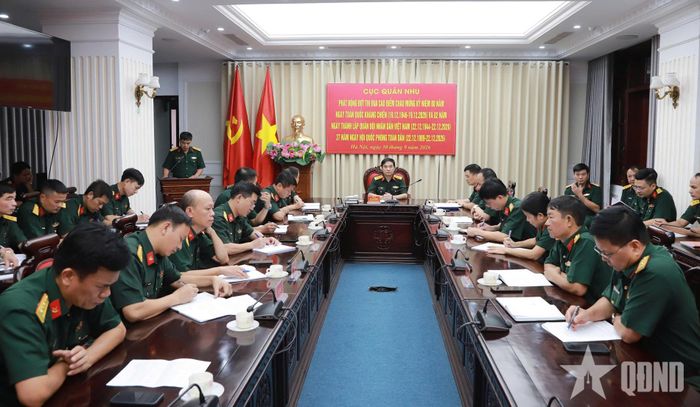  Các đại biểu dự phát động đợt thi đua cao điểm. 