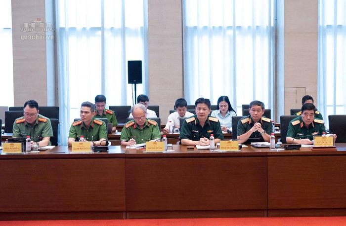  Các đại biểu tham dự phiên họp. Ảnh: quochoi.vn