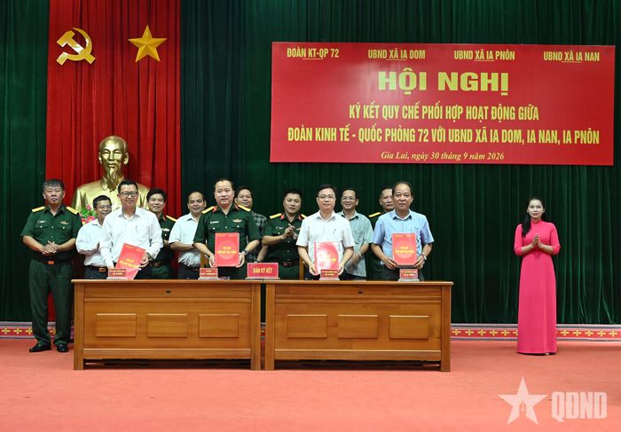  Đoàn Kinh tế - Quốc phòng 72 ký kết quy chế phối hợp hoạt động với Ủy ban nhân dân ba xã biên giới Ia Dom, Ia Nan, Ia Pnôn (tỉnh Gia Lai). 