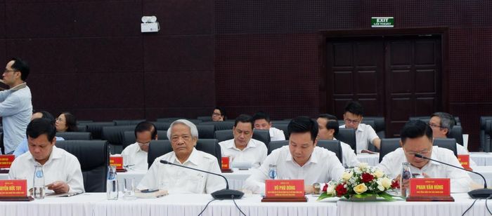Các đại biểu tham dự tại hội thảo.